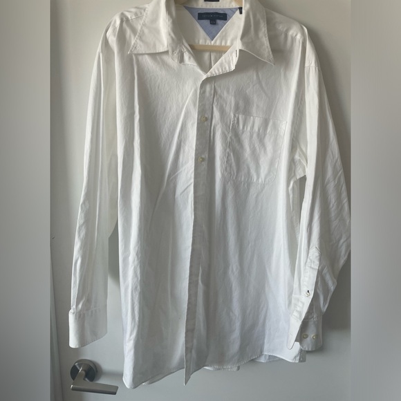 Tommy Hilfiger Mens Solid Casual - Picture 1 of 2